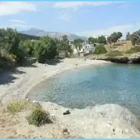 Naxos Beach Front House *