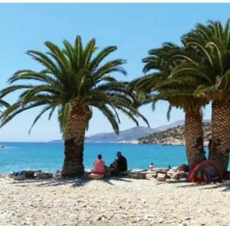 Naxos Beach Front House Prázdninový dům *