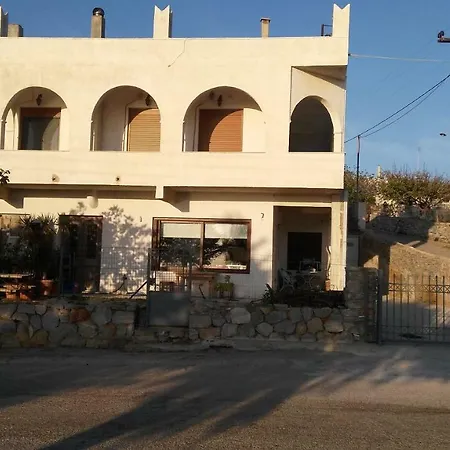 Naxos Beach Front House Prázdninový dům